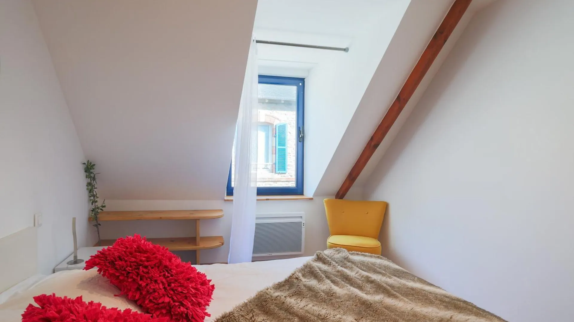 Holiday home Charmante Maison De Pecheur Ploubazlanec